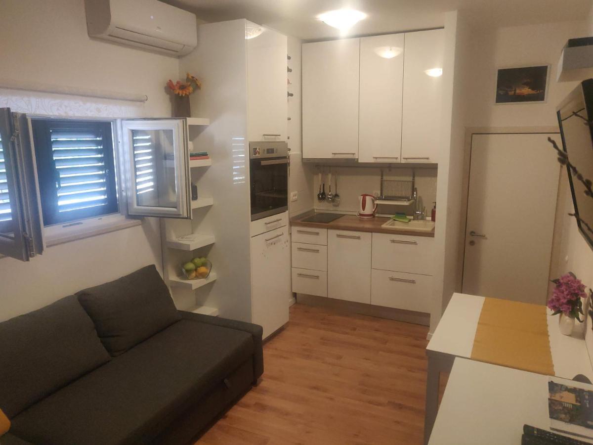 Apartments Bepa Makarska Exterior photo