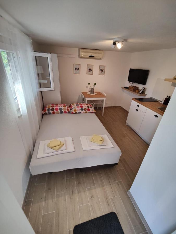 Apartments Bepa Makarska Exterior photo